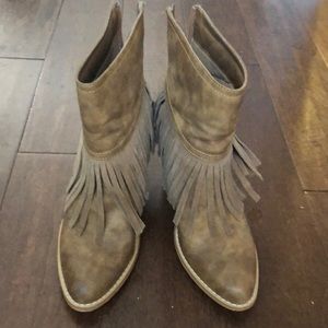 Brown Fringe cowboy cowgirl Booties Size 9